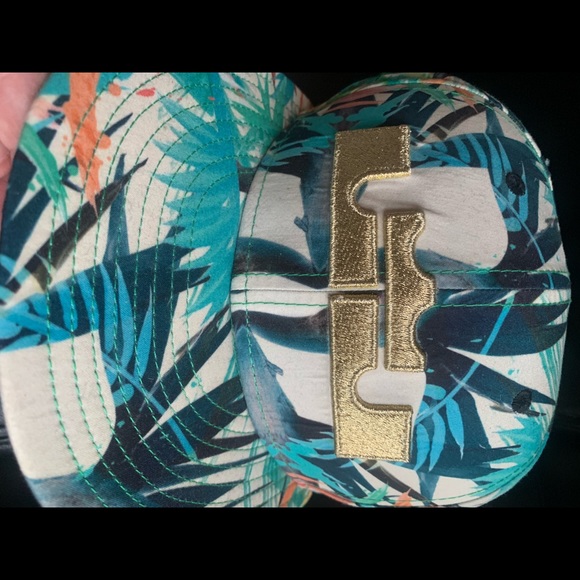 Nike Lebron James Champion Celebration Floral Snapback Cap - Picture 12 of 16